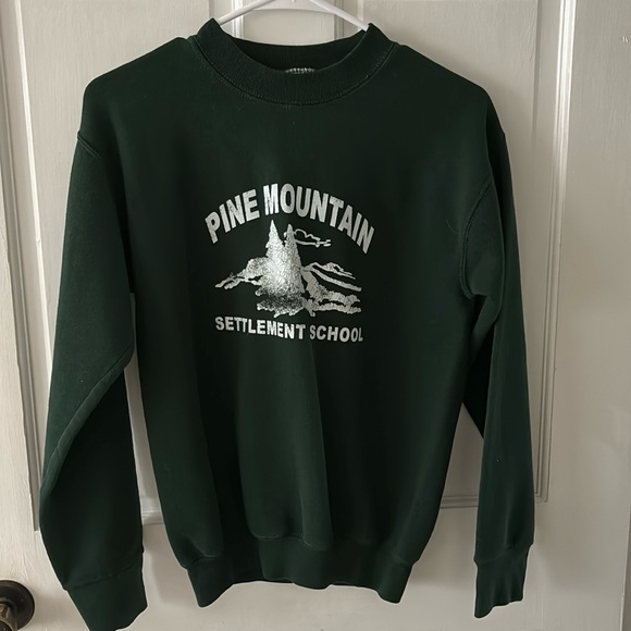 Green Crewneck - Picture 1 of 2